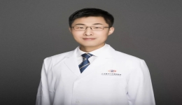 【医讯】天津医科大学眼科医院著名眼眶病专家赵亮莅临我院会诊手术，学术讲座